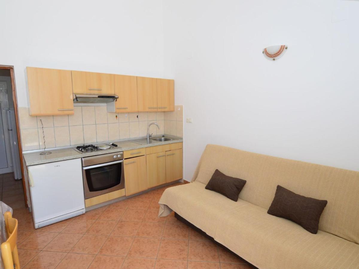 Apartment Buda - Hvr216 By Interhome Basina Exterior foto